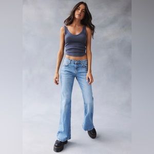 BDG low rise flare jean size 25 NWT